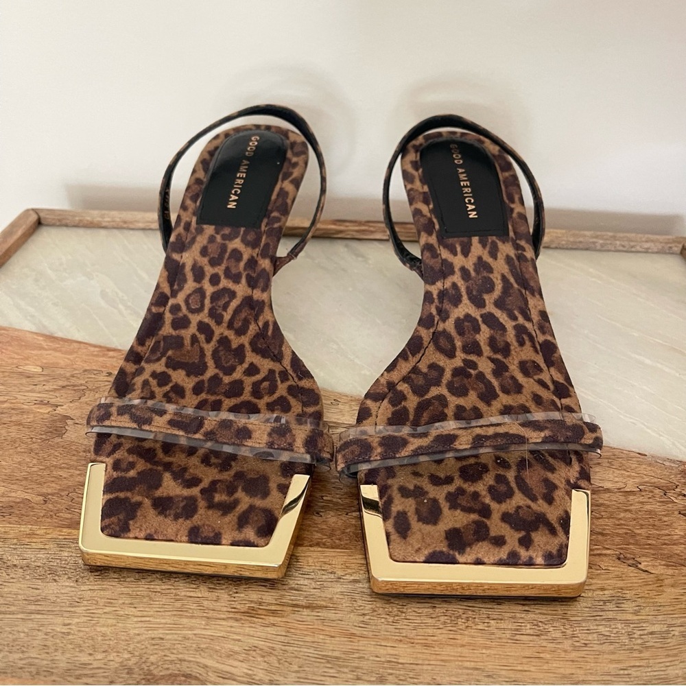 Good American The Standout Leopard Square Toe Slingback Heels